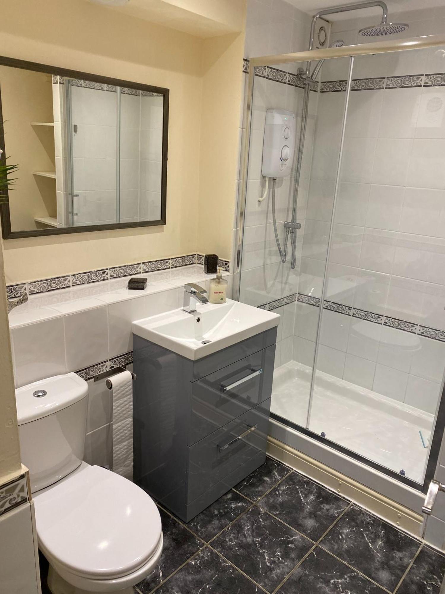 River Courtyard Apartment In The Heart Of Stneots Saint Neots Dış mekan fotoğraf